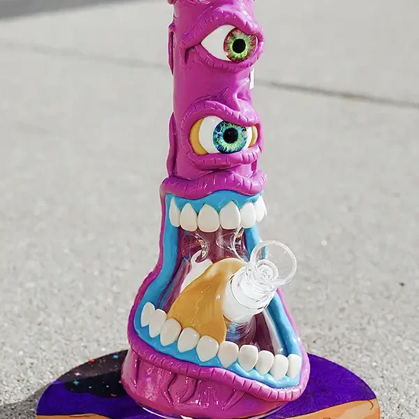 Happy Hut - funny eclectic bong, alien/monster character with gaping mouth - Decatur, IL